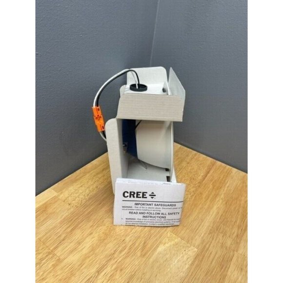 Cree Lighting 6" 100W LED Retrofit Downlight, Soft White - Picture 3 of 5